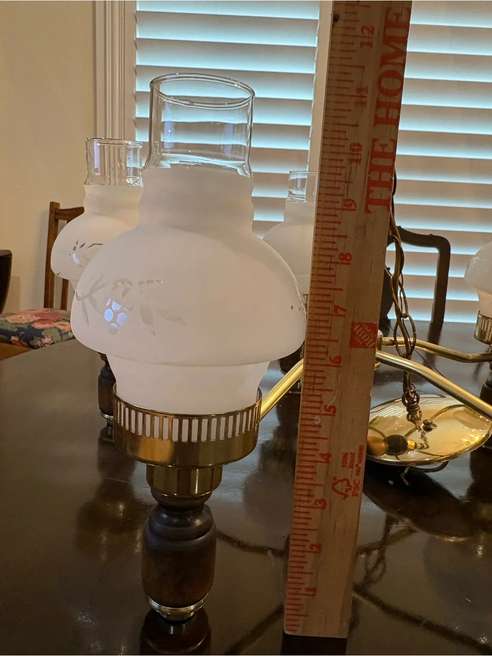 Vintage-Style Brass and Wood 5-Light Chandelier with Frosted White Glass Shades